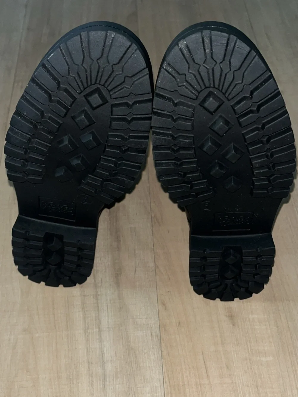 N/A durable black